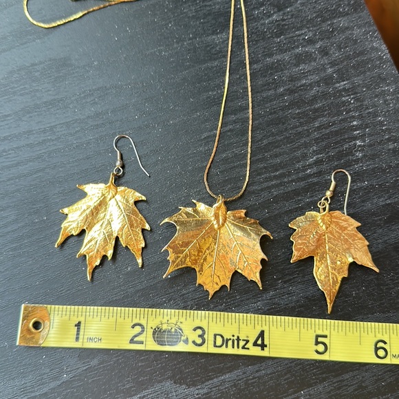 Gold Maple Leaf Earrings and Necklace - Picture 8 of 10